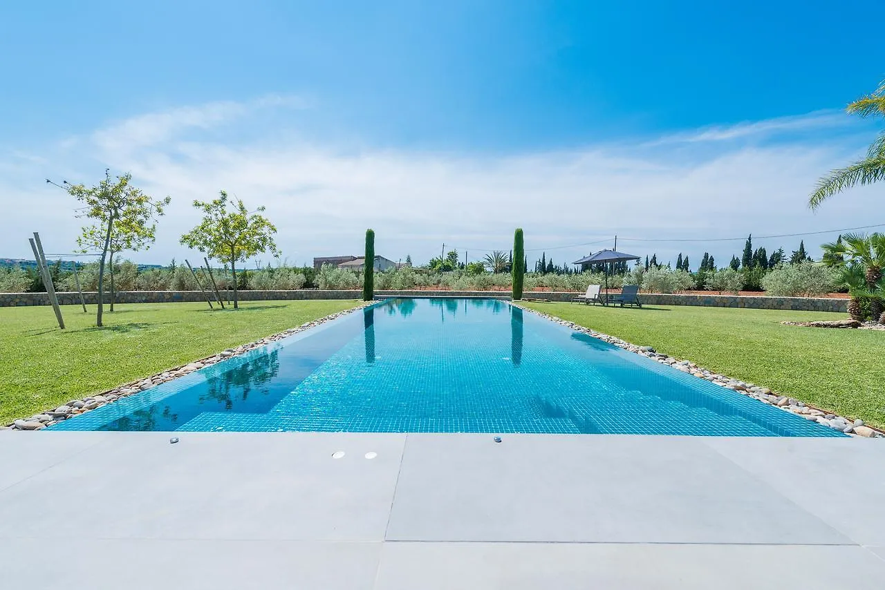 Short De Can Rius Muro Villa